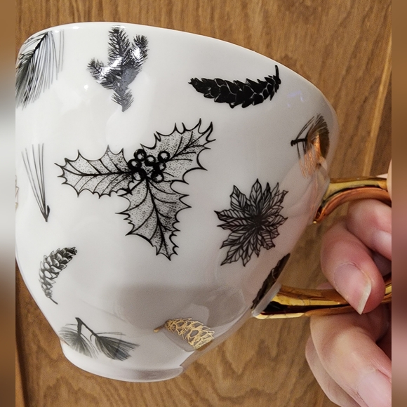 Leaf Design Grace's Teaware Tea Mug - Picture 5 of 8